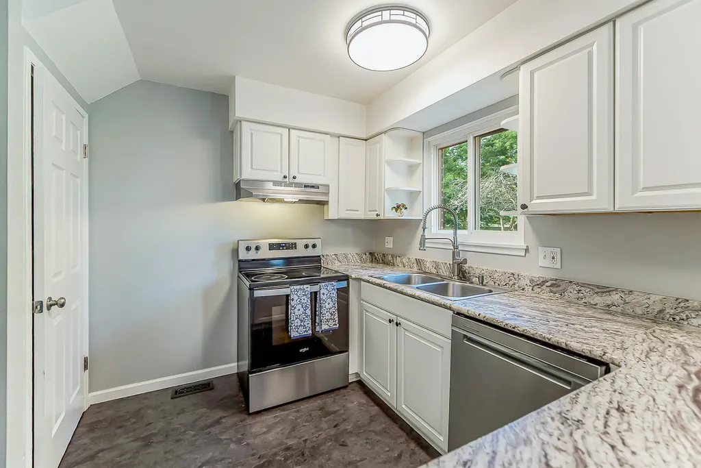3011 Williamsburg Road Ann Arbor City MI 48108