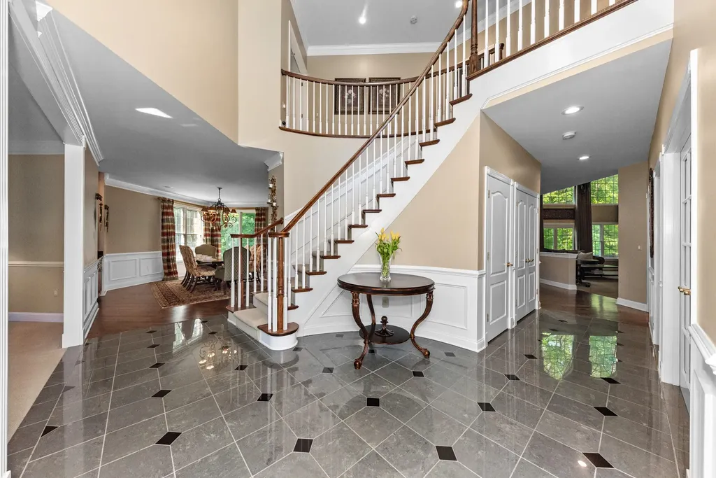 26375 Glenwood Drive Novi City MI 48374