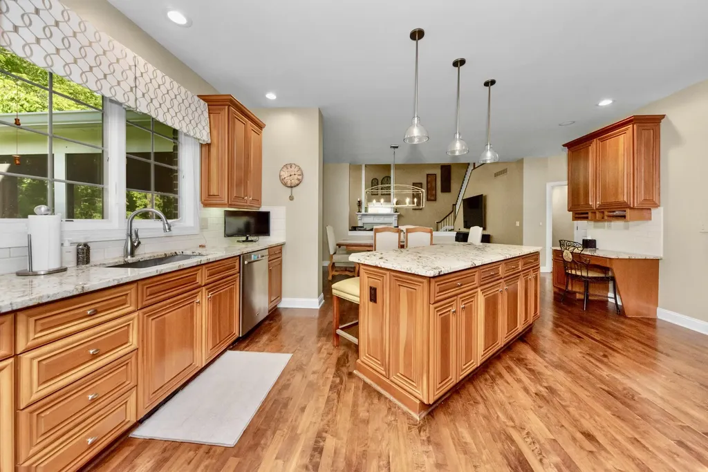 26375 Glenwood Drive Novi City MI 48374