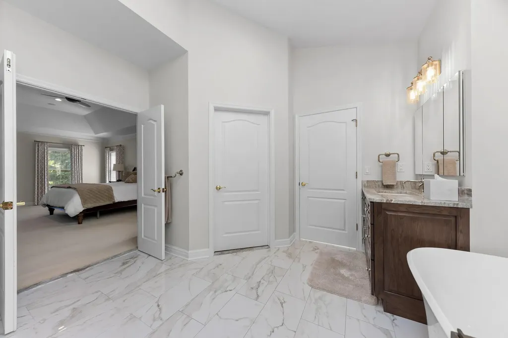 26375 Glenwood Drive Novi City MI 48374