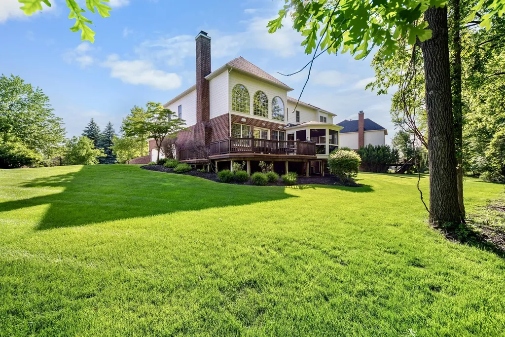 26375 Glenwood Drive Novi City MI 48374