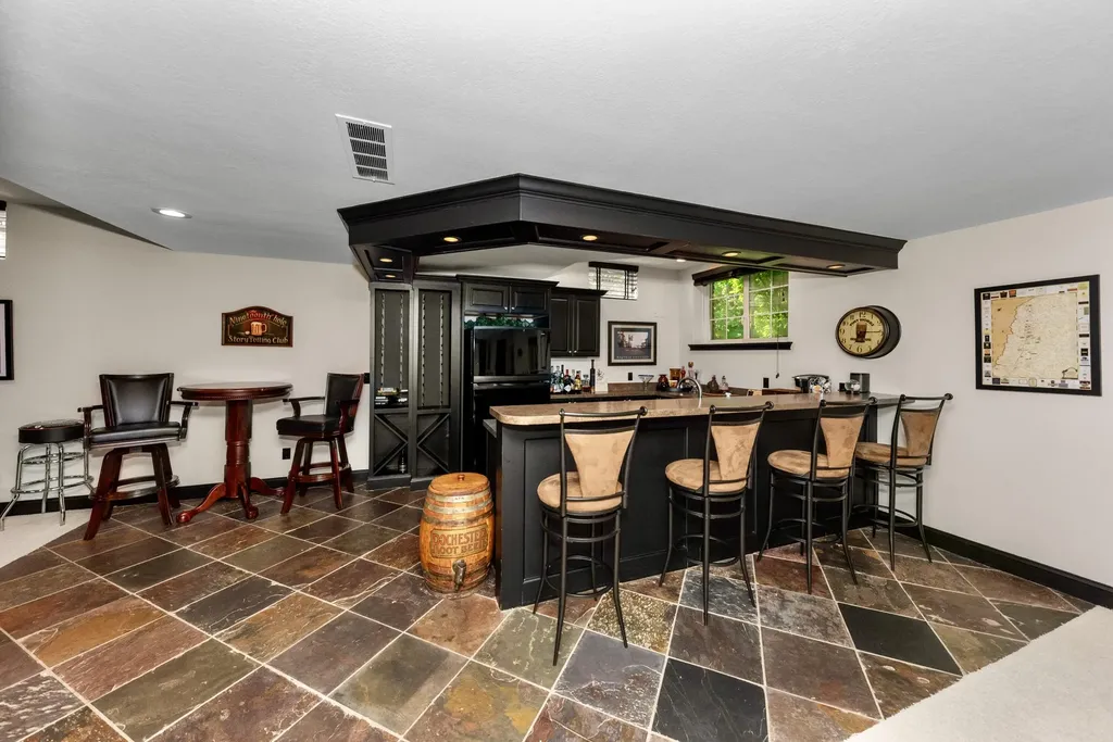 26375 Glenwood Drive Novi City MI 48374