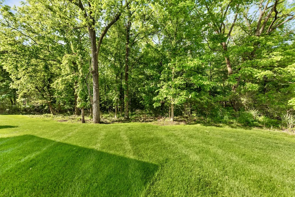 26375 Glenwood Drive Novi City MI 48374