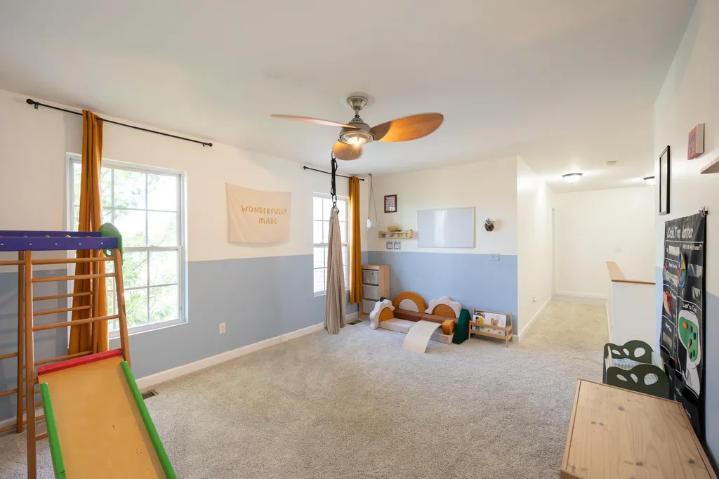 2717 Sycamore River Drive Handy Township MI 48836