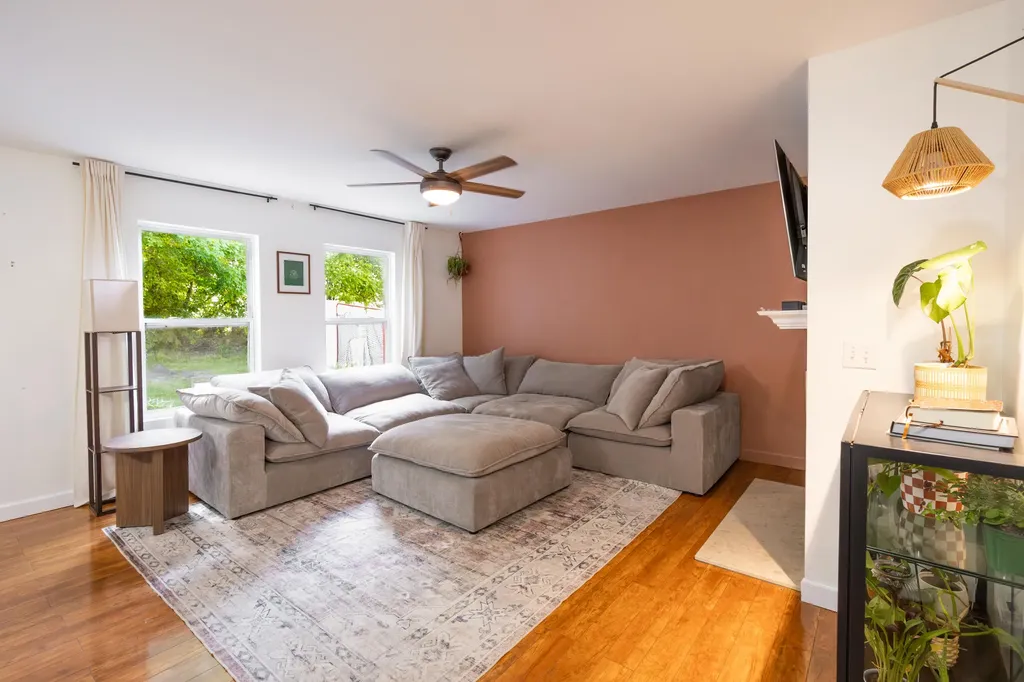 2717 Sycamore River Drive Handy Township MI 48836