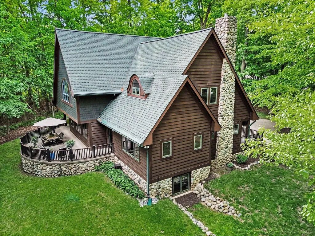 2515 Southwoods Trail Lodi Township MI 48108
