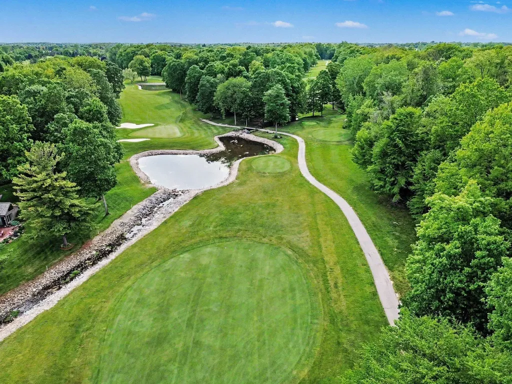 2515 Southwoods Trail Lodi Township MI 48108