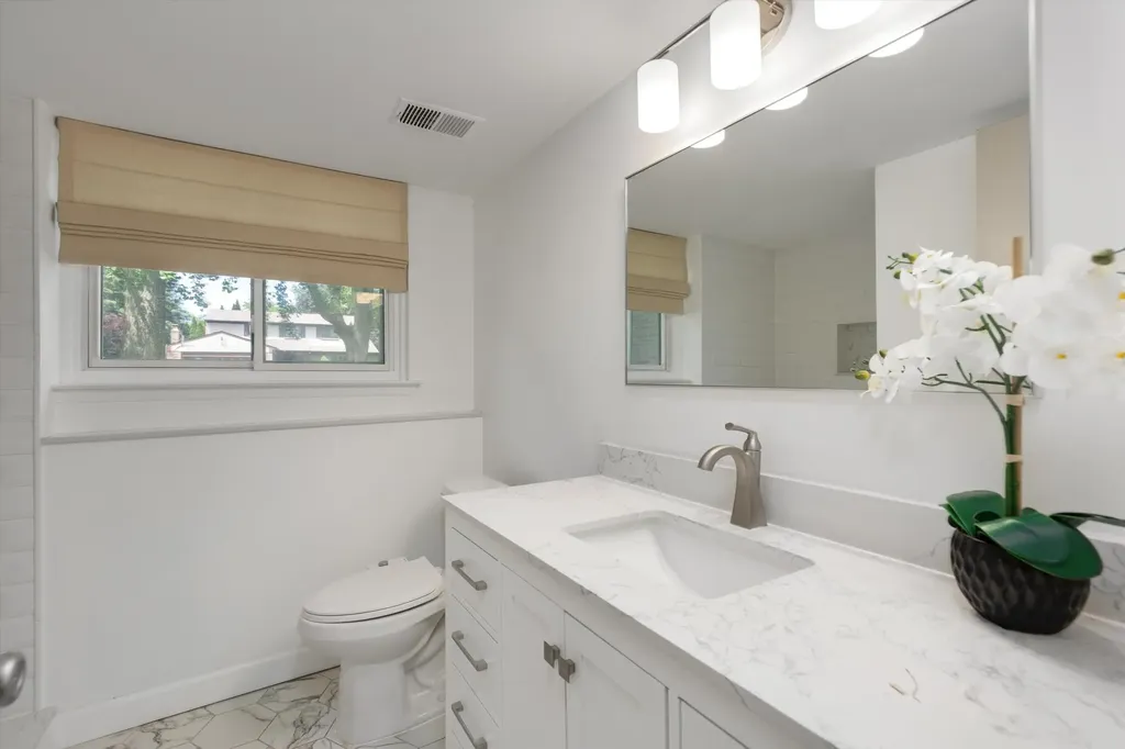 403 Lexington Drive Saline City MI 48176