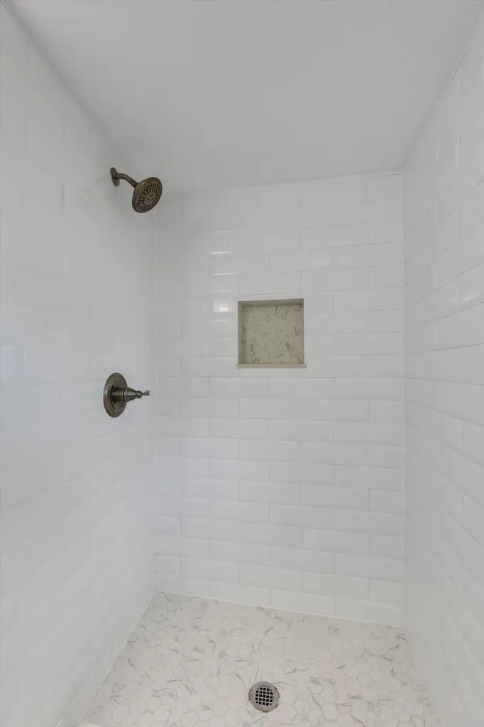 403 Lexington Drive Saline City MI 48176