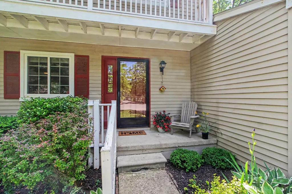 4382 Yarmouth Crossing Pittsfield Charter Township MI 48197