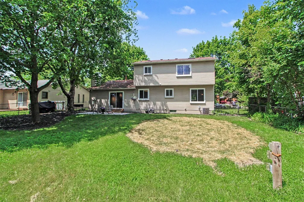 4382 Yarmouth Crossing Pittsfield Charter Township MI 48197