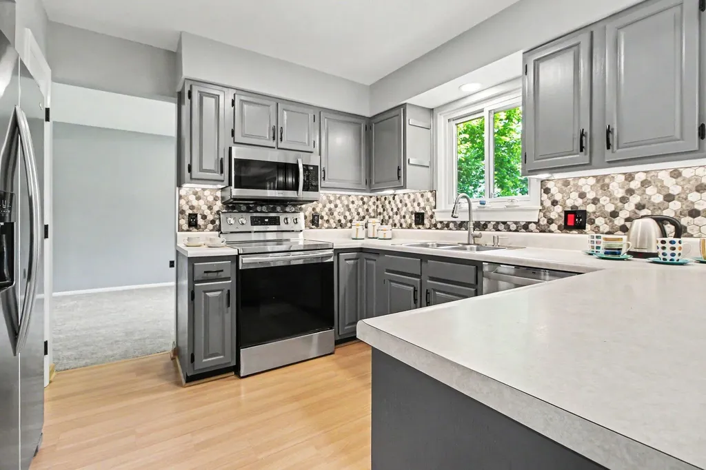 4382 Yarmouth Crossing Pittsfield Charter Township MI 48197