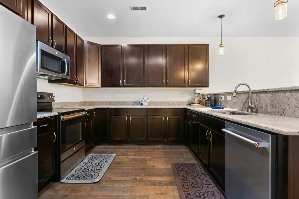 5541 Arbor Chase Drive Ann Arbor City MI 48103