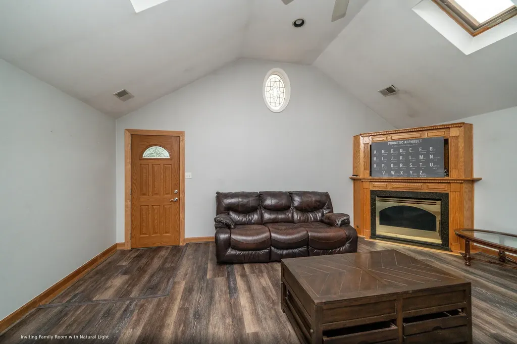 14521 Merriman Road Livonia City MI 48154