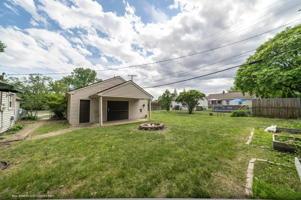 14521 Merriman Road Livonia City MI 48154