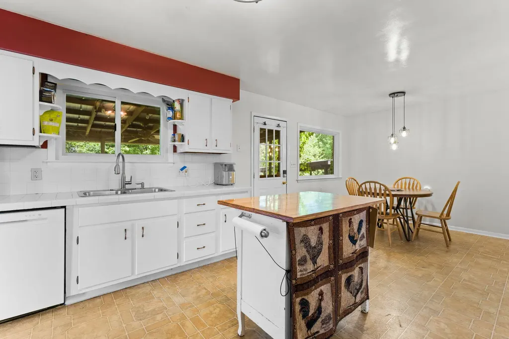 6750 Smith Road Leoni Township MI 49201