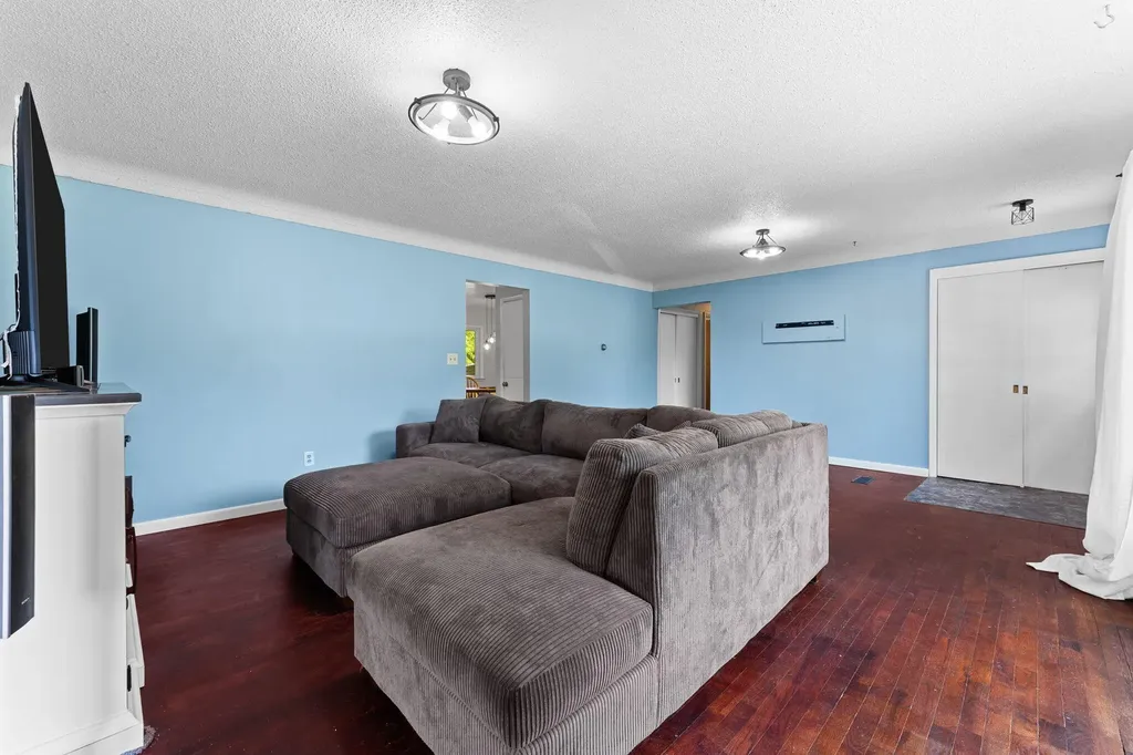 6750 Smith Road Leoni Township MI 49201