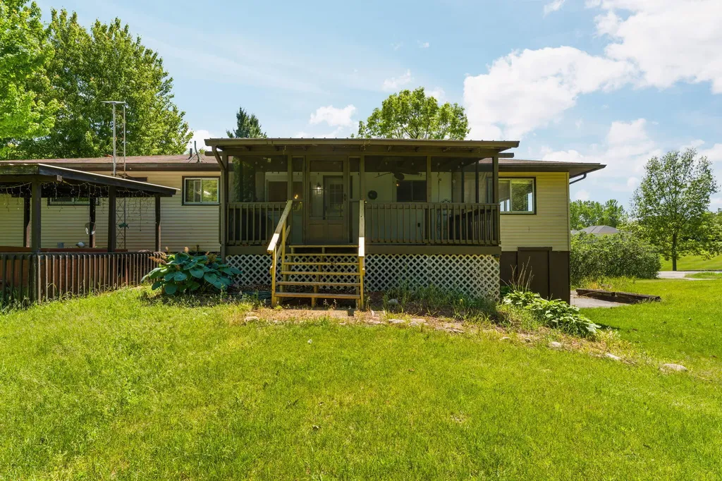 6750 Smith Road Leoni Township MI 49201