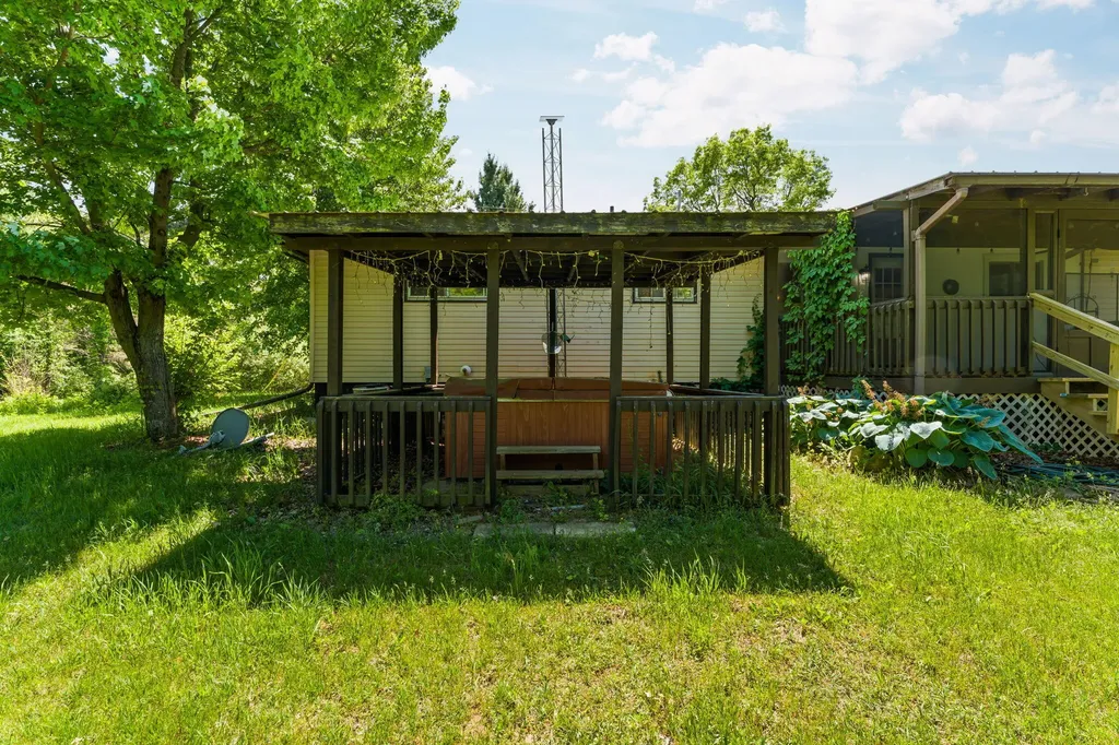 6750 Smith Road Leoni Township MI 49201