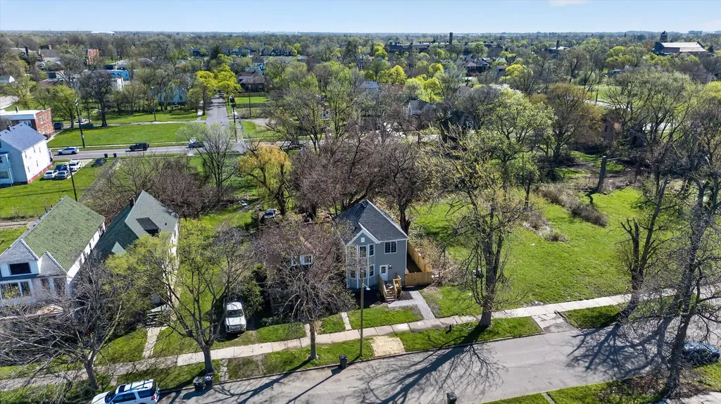 4486 Seyburn Street Detroit City MI 48214