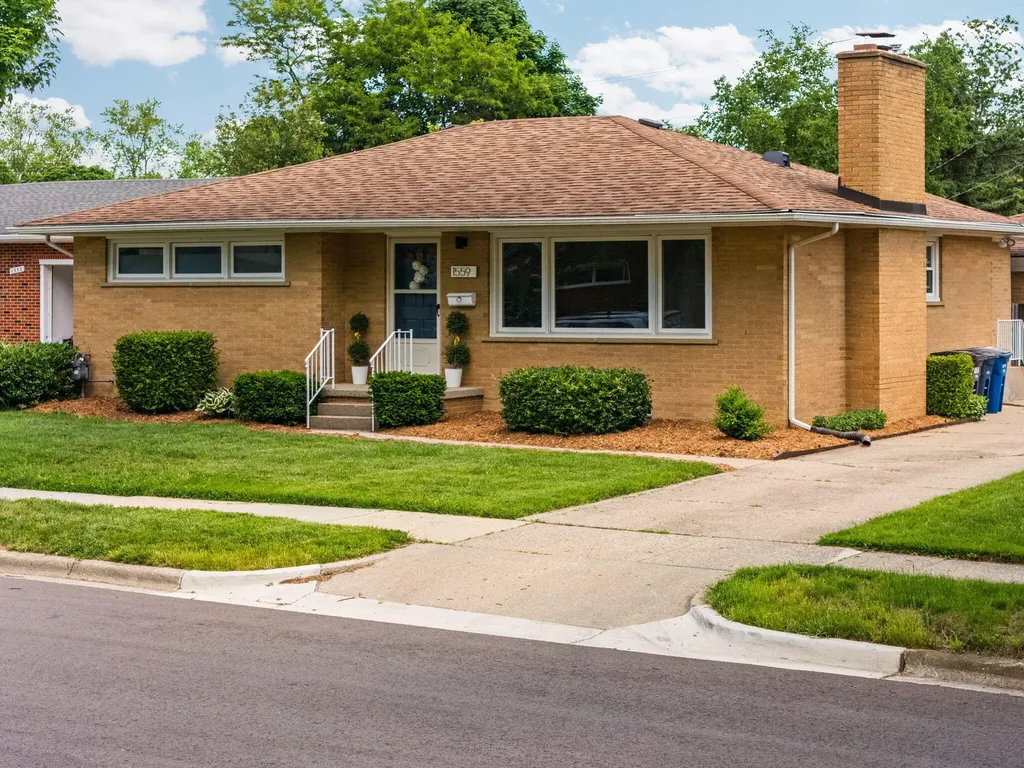 1559 Glastonbury Road Ann Arbor City MI 48103