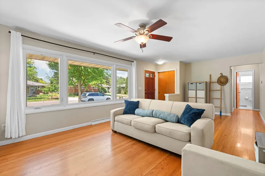 1559 Glastonbury Road Ann Arbor City MI 48103
