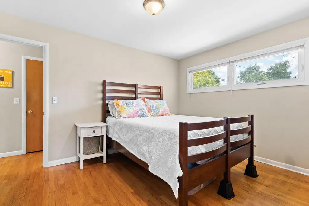 1559 Glastonbury Road Ann Arbor City MI 48103