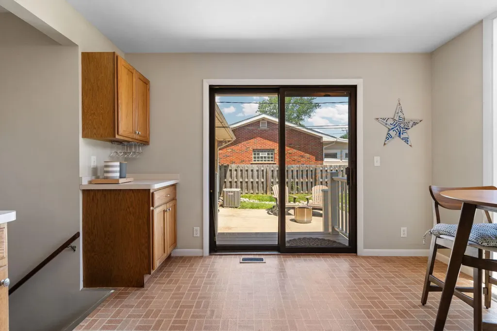 1559 Glastonbury Road Ann Arbor City MI 48103
