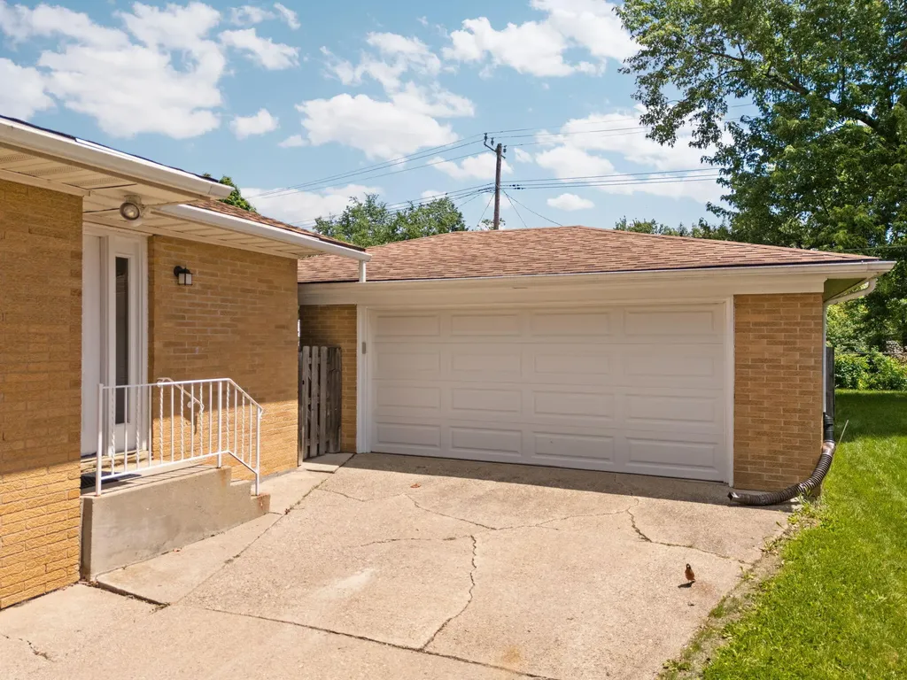 1559 Glastonbury Road Ann Arbor City MI 48103