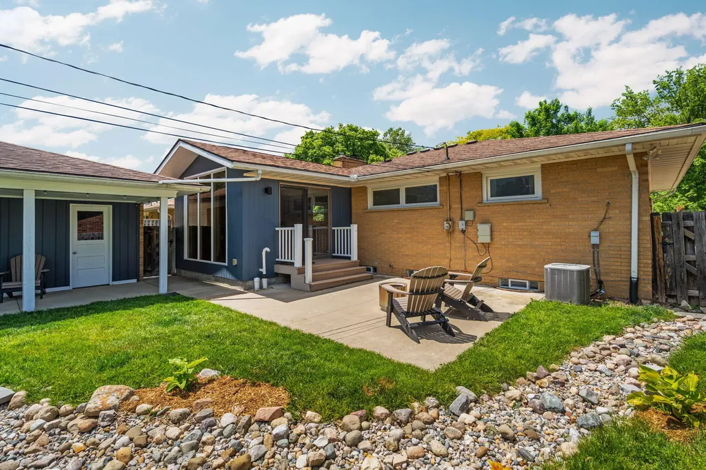 1559 Glastonbury Road Ann Arbor City MI 48103