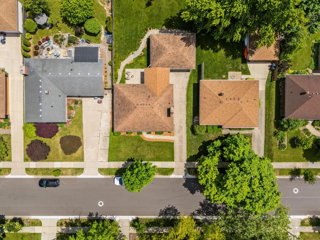1559 Glastonbury Road Ann Arbor City MI 48103