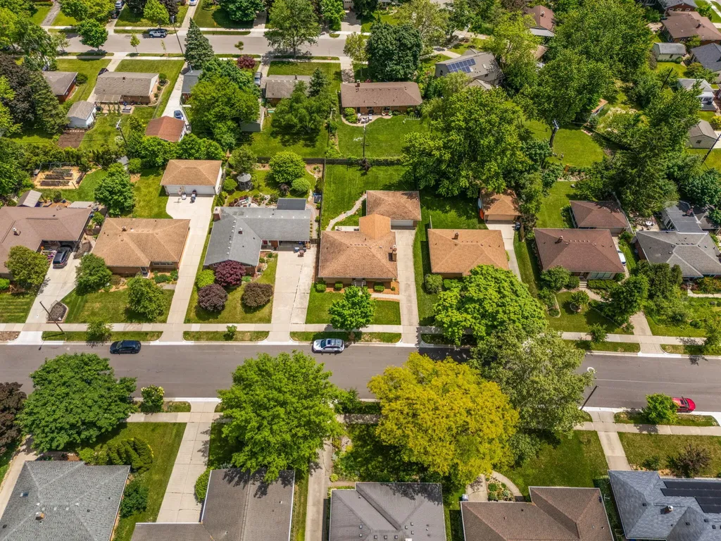 1559 Glastonbury Road Ann Arbor City MI 48103