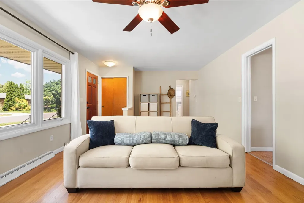 1559 Glastonbury Road Ann Arbor City MI 48103