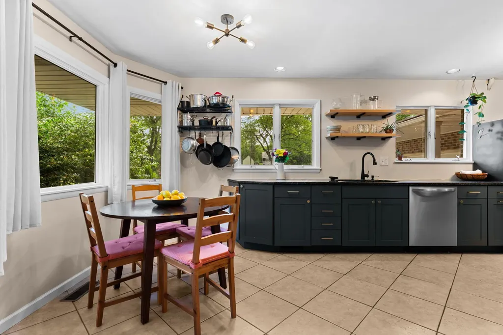 1870 Stratford Road Ypsilanti Charter Township MI 48197