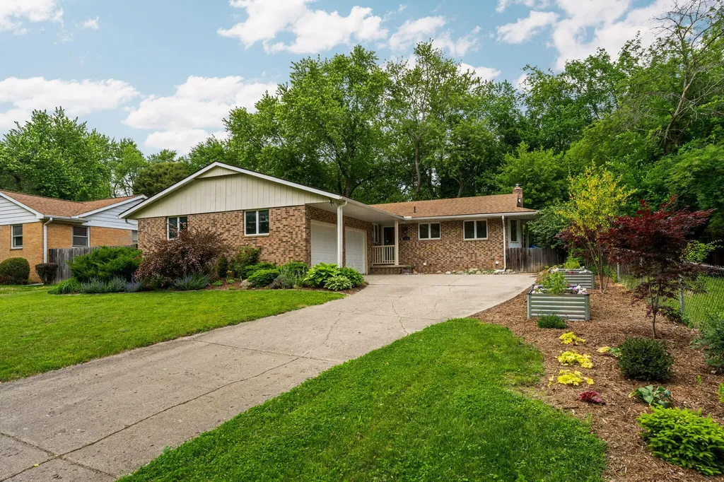 1870 Stratford Road Ypsilanti Charter Township MI 48197