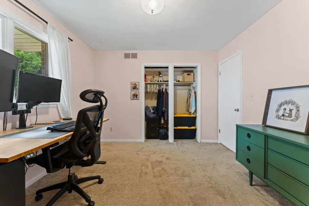 1870 Stratford Road Ypsilanti Charter Township MI 48197