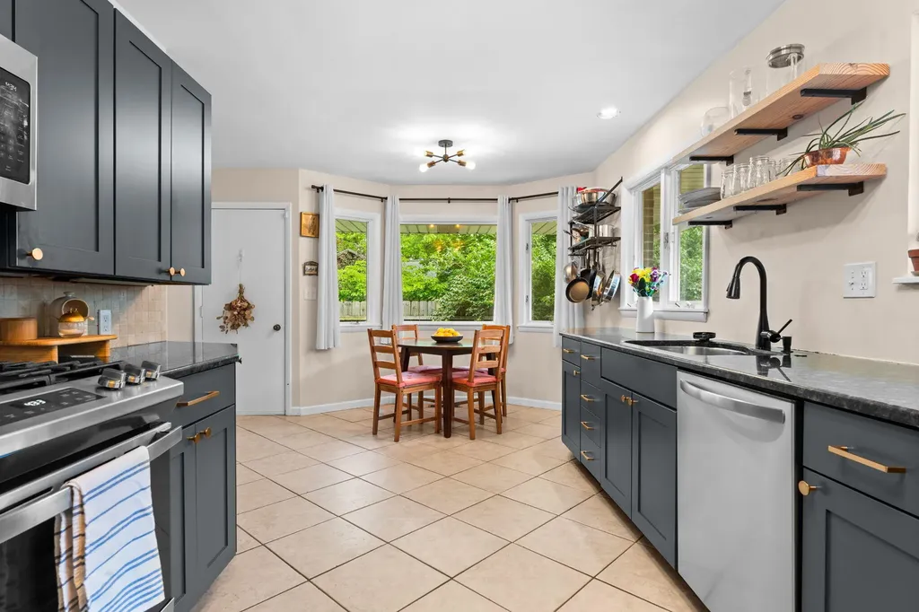 1870 Stratford Road Ypsilanti Charter Township MI 48197