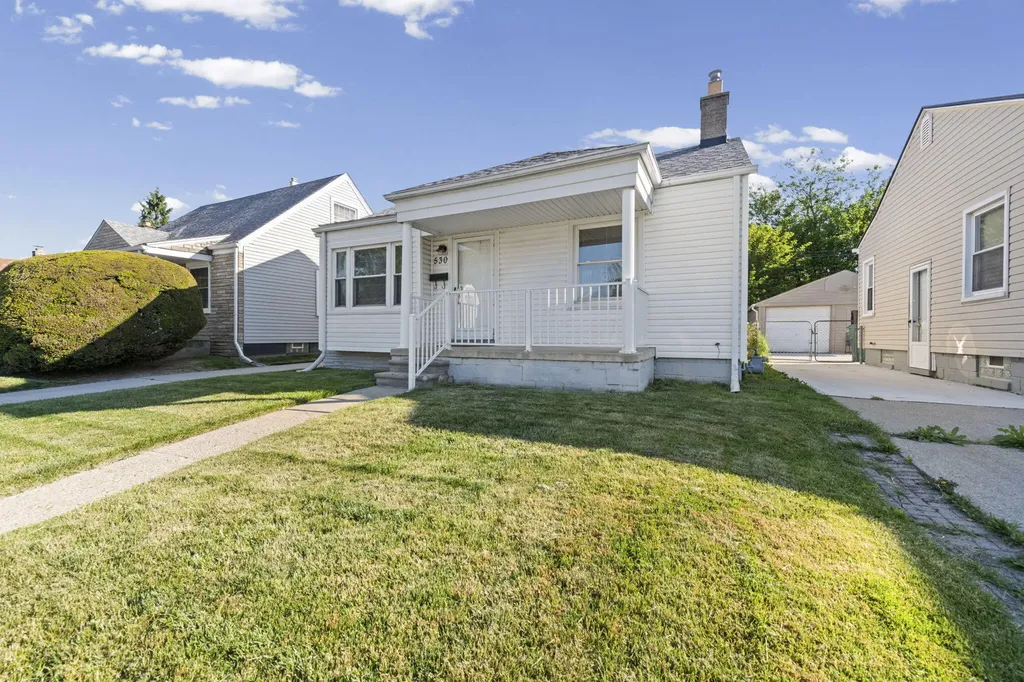 530 Mill Street Lincoln Park City MI 48146