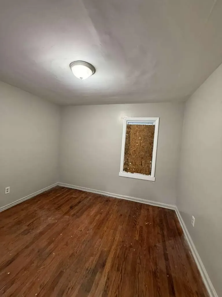 11704 Greenview Avenue Detroit City MI 48228