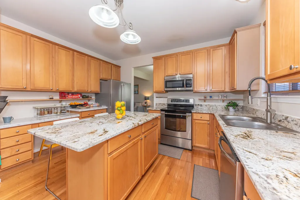 6343 Anna Drive Van Buren Charter Township MI 48111