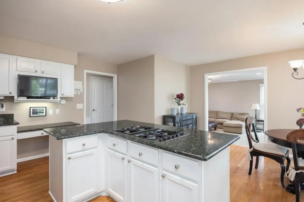 4923 Lexington Court Oakland Charter Township MI 48306