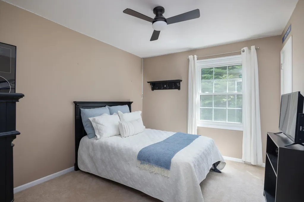 4923 Lexington Court Oakland Charter Township MI 48306