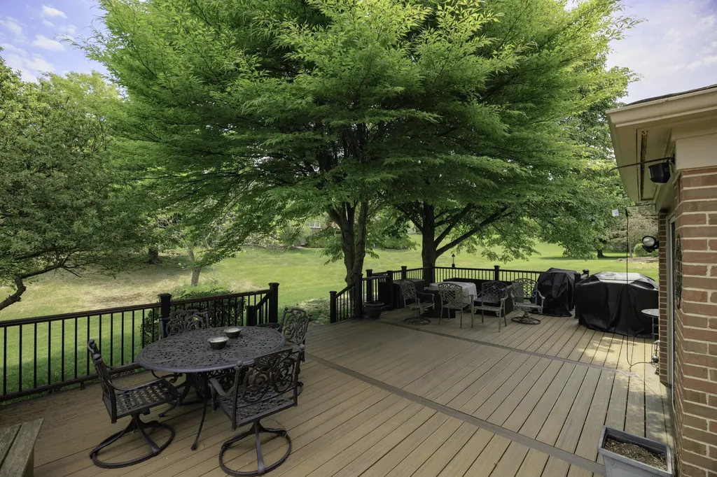 4923 Lexington Court Oakland Charter Township MI 48306