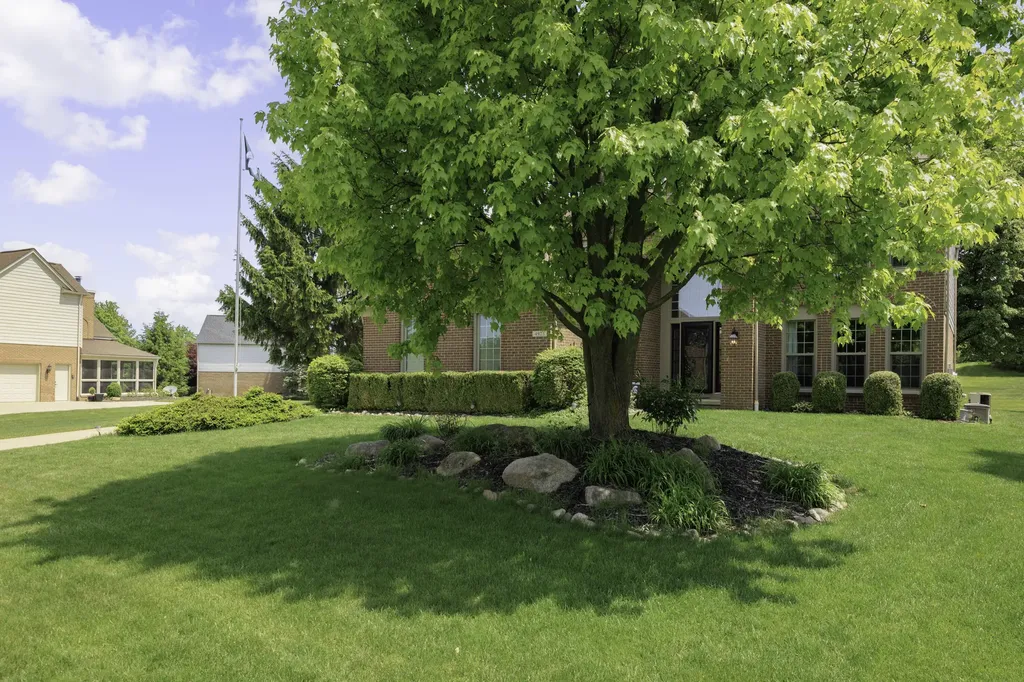 4923 Lexington Court Oakland Charter Township MI 48306