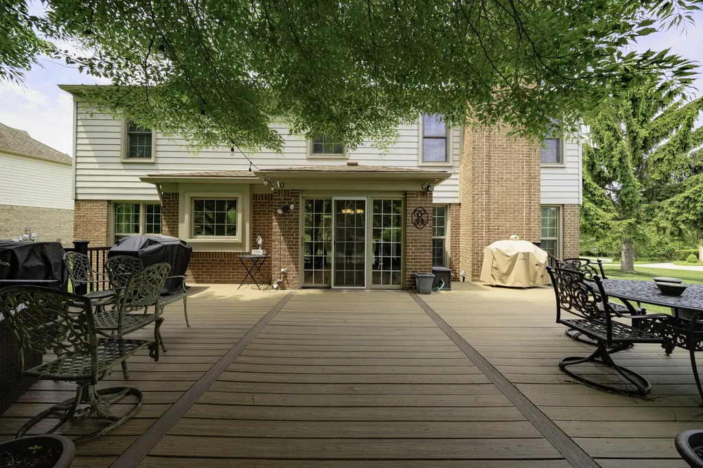 4923 Lexington Court Oakland Charter Township MI 48306
