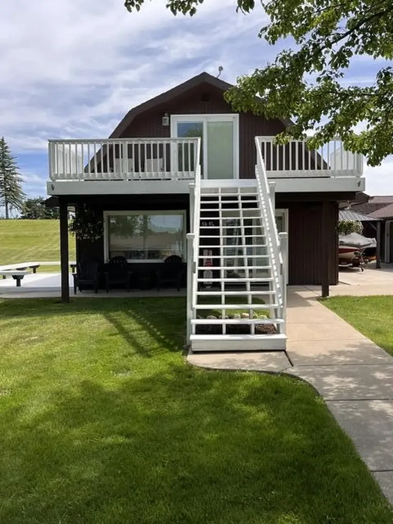 595 Rolling Meadows Drive Hudson Township MI 49247