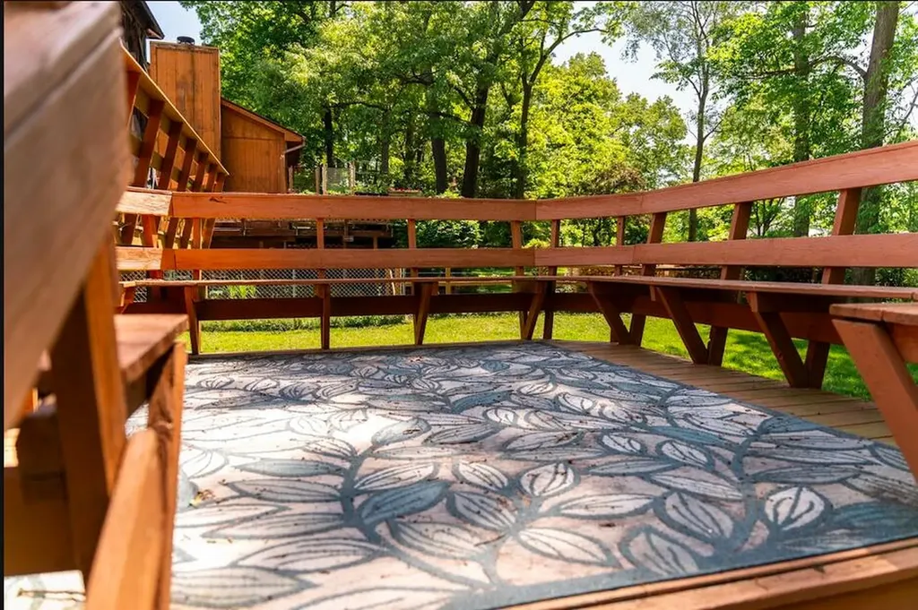369 Tanglewood Brighton City MI 48116