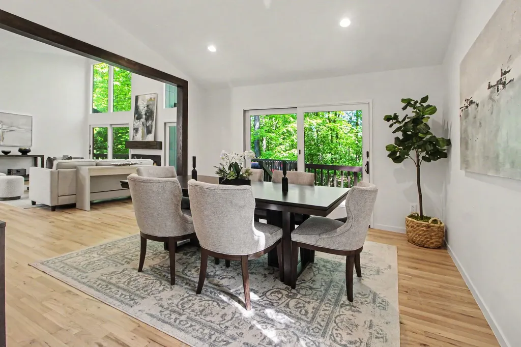 3966 Penberton Drive Ann Arbor City MI 48105