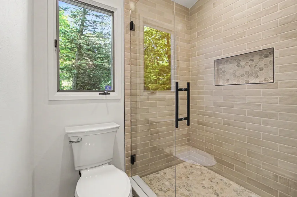 3966 Penberton Drive Ann Arbor City MI 48105