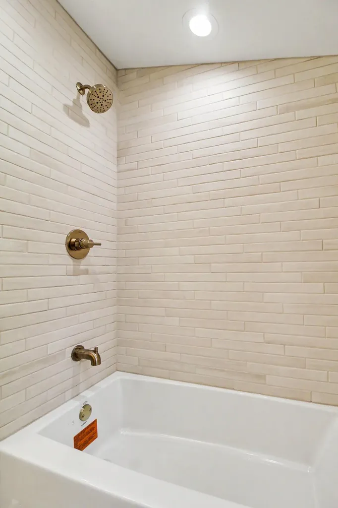 3966 Penberton Drive Ann Arbor City MI 48105